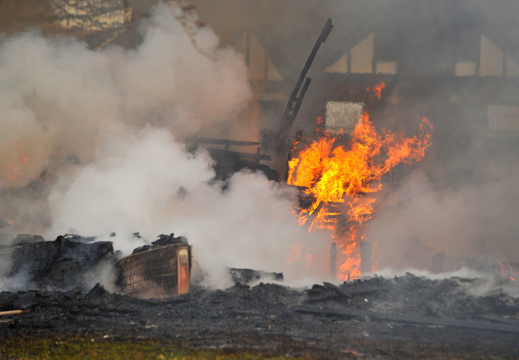 Silvis house fire on 8th street